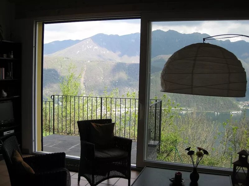 Detached holiday home with a large garden to run around and a wonderful view