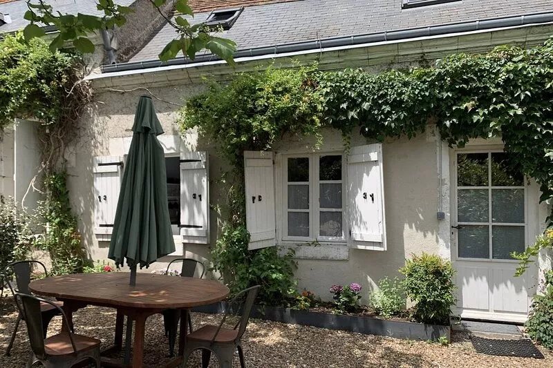 Charming Character Cottage, Superb Location, Heated Pool and Services And More!