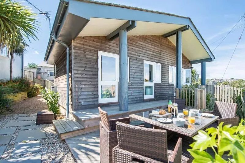 Beautiful, Spacious 2 Bedroomed Property Sleeping 4
