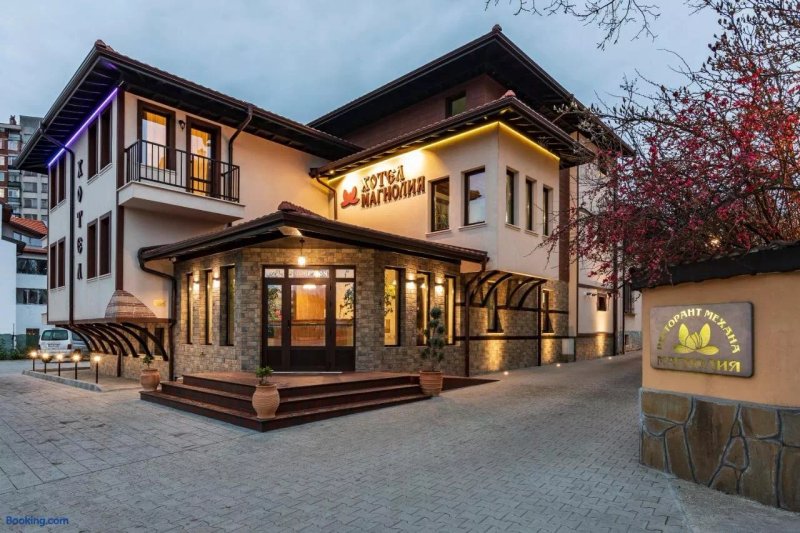 Semeen Khotel Magnoliya
