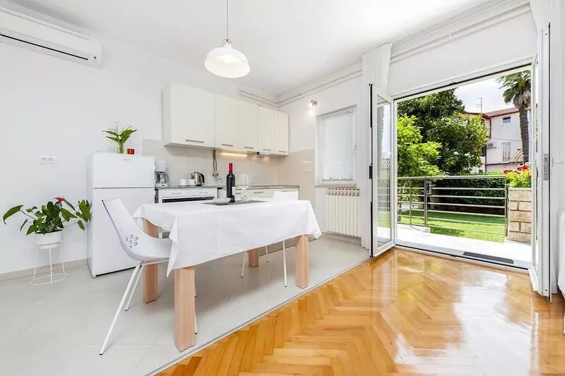MAGNOLIA One-Bedroom Apartment