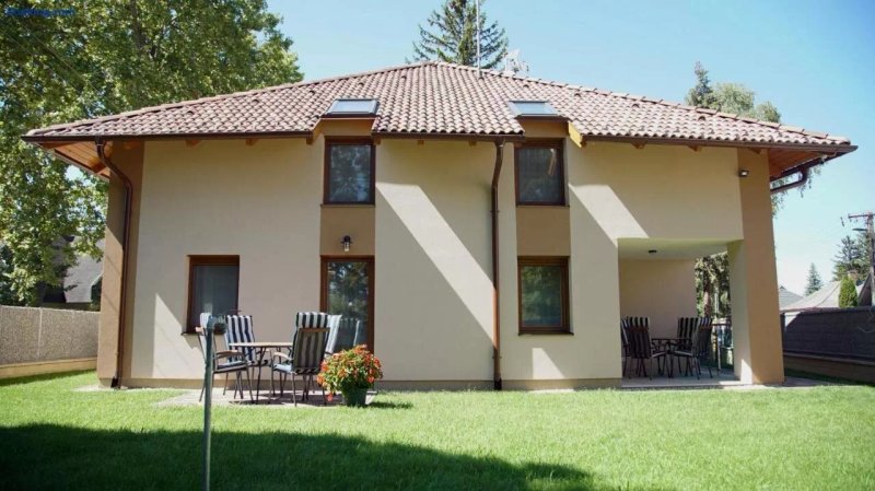 Fenyves Apartmanok