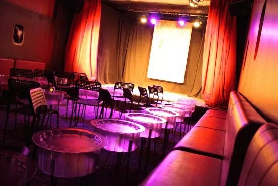 Le Quai Du Rire