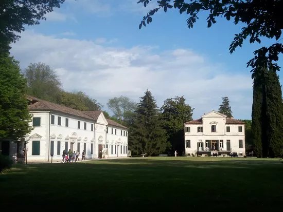 Villa Morosini, Monico, detta "XXV Aprile"