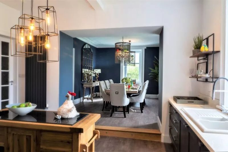 Broomlands Farmhouse -  a house that sleeps 10 guests  in 5 bedrooms