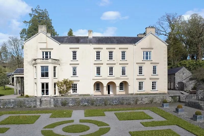 2 bedroom accommodation in White Mill, near Carmarthen