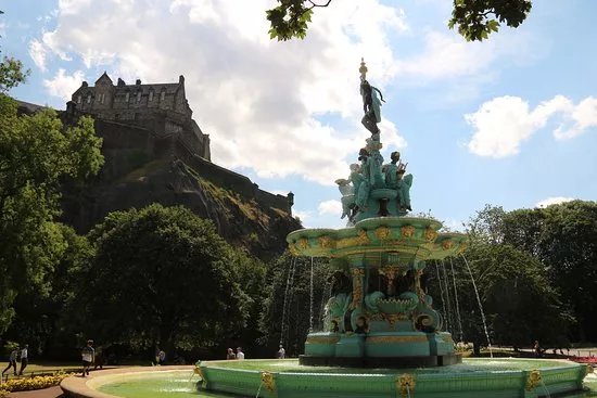 Wee Walking Tours