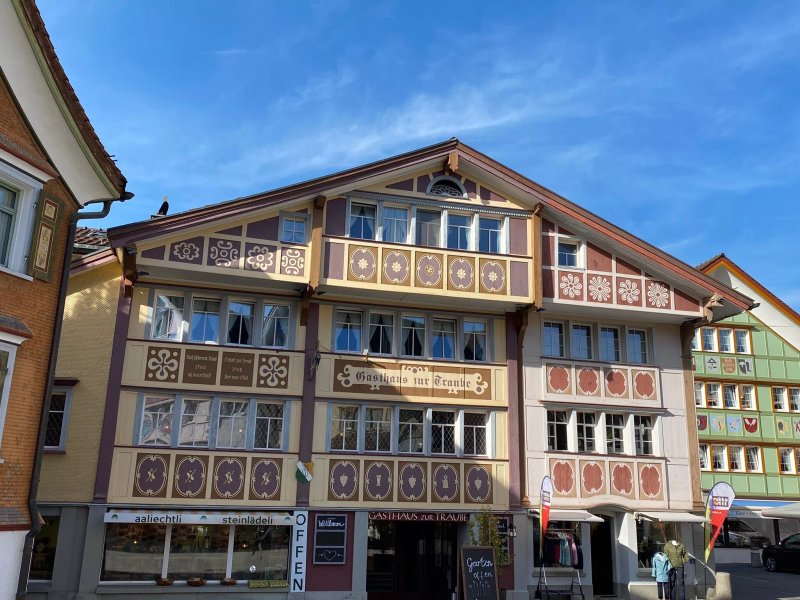 Taube Hotel