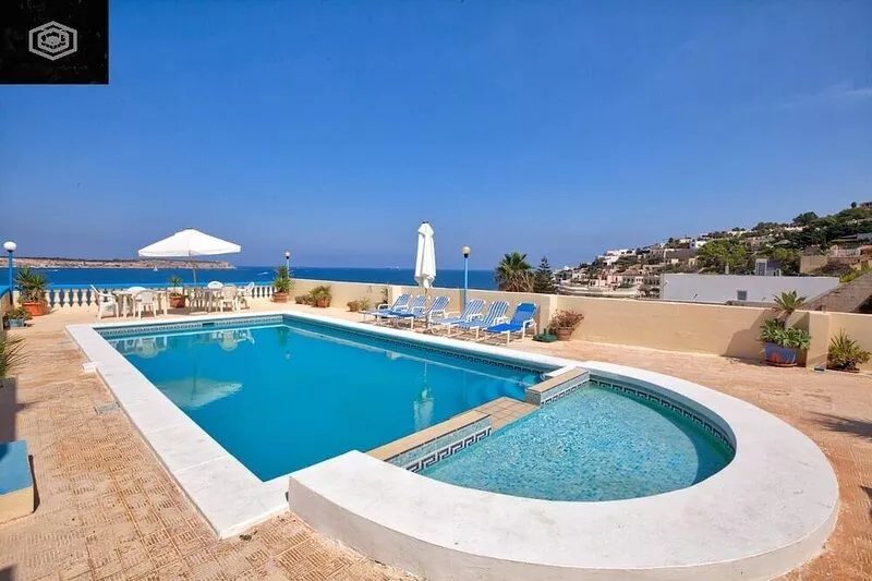 Villa Ocean in Mellieha with Fantastic Sea Views 4 bedrooms A/C Sleep 9 people