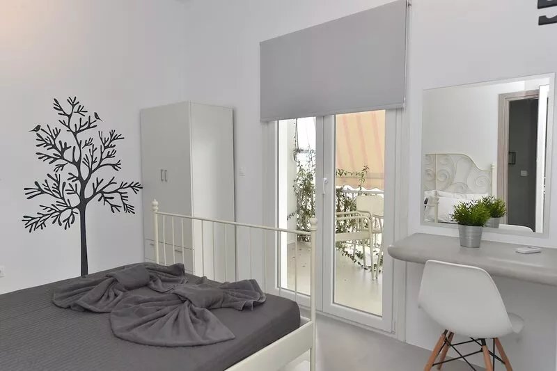 The Local House - Paros - Parikia apartment