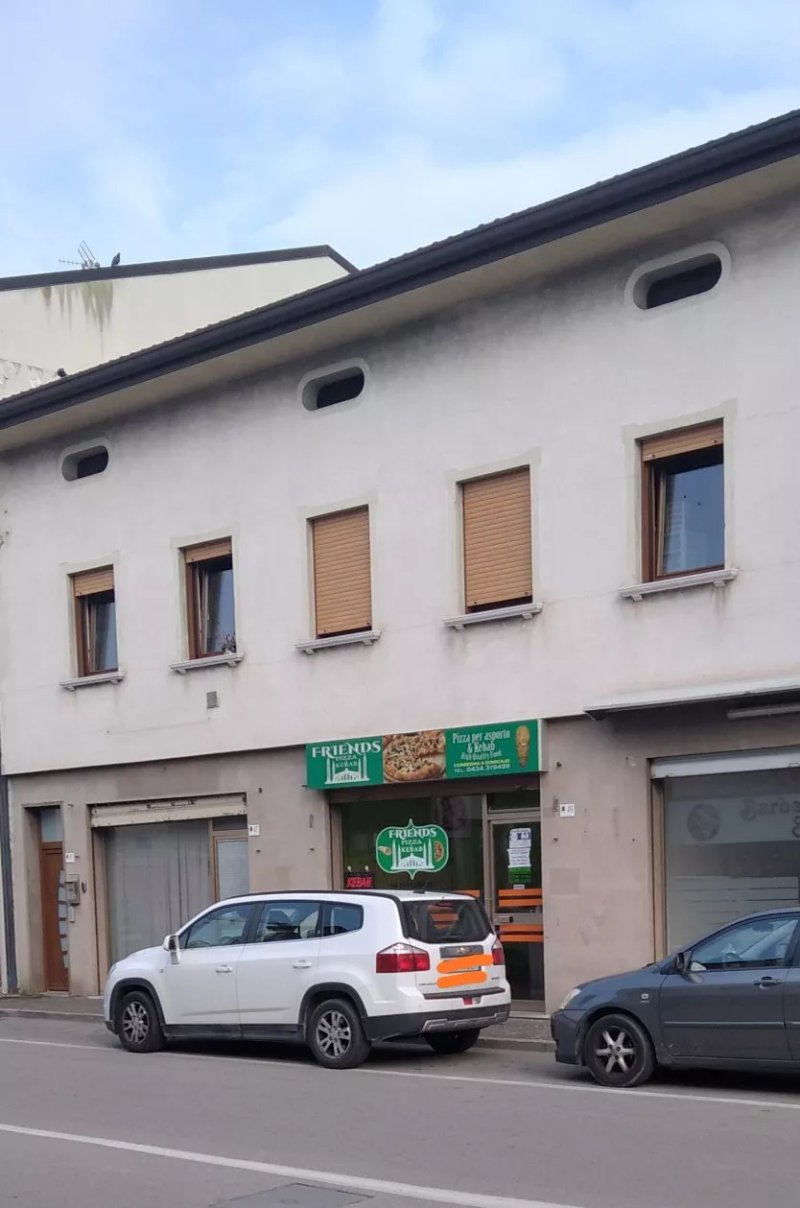 Friends Pizza & Kebab