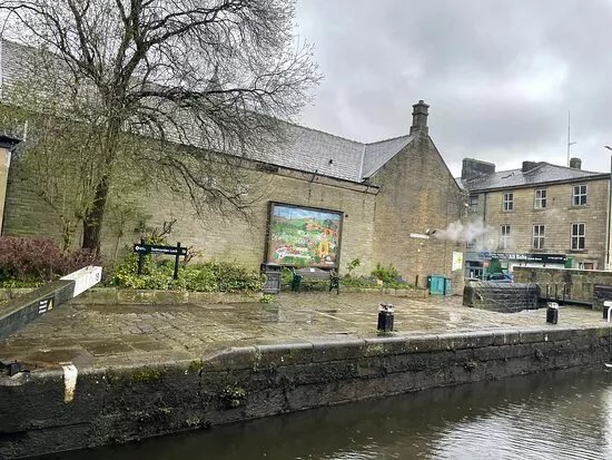 Rochdale Canal Loch 19 - Todmorden Loch