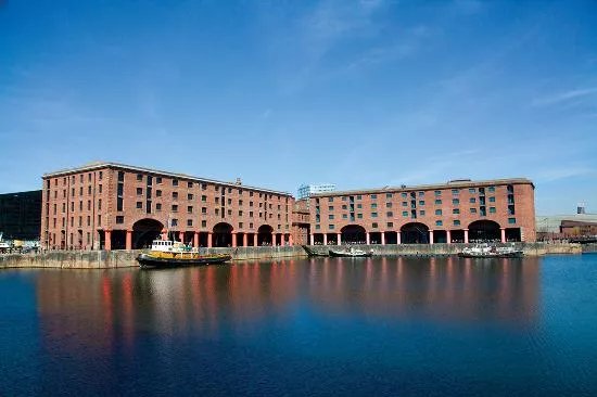 SANDEMANs NEW Europe - Liverpool
