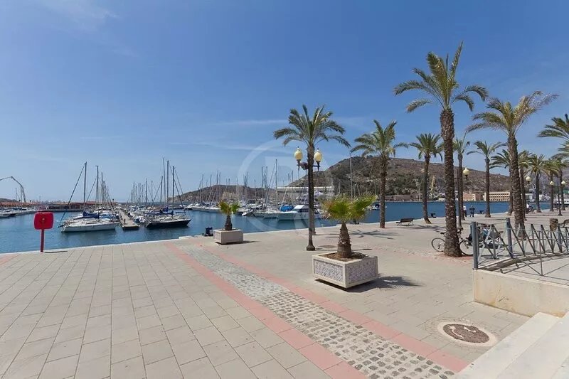 Luxury apt, close pool on Polaris World's La Torre Golf Resort.