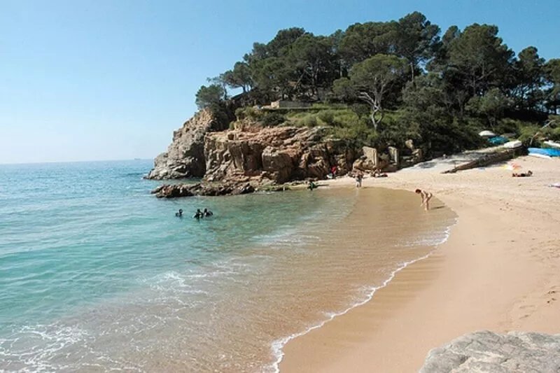 Charming vacation apartment for 2 to 6 people - 2 steps from the beach sea view