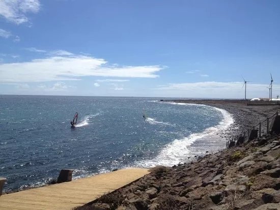 Pozo Izquierdo Beach
