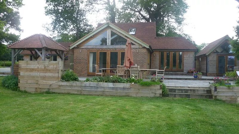SLEEPS 8 Contemporary Oak Frame Home Large Garden Rural AONB Far Reaching View