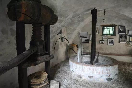Museo Etnografico Della Val Varatella