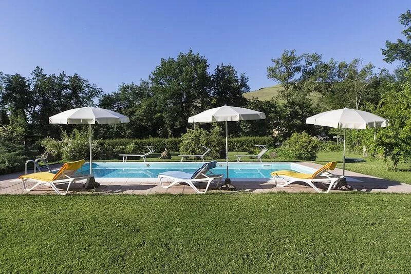 Le Macine, a wonderful ancient restored watermill with Pool