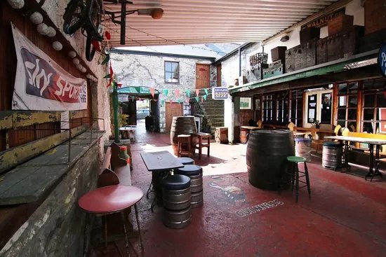 Mellett's Emporium