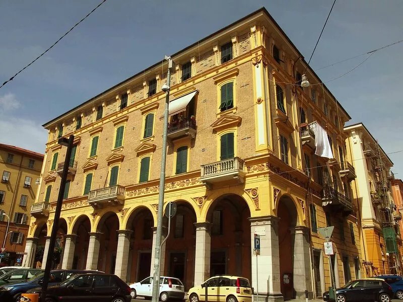 Apartment in historic building in the center of La Spezia close to 5 Terre