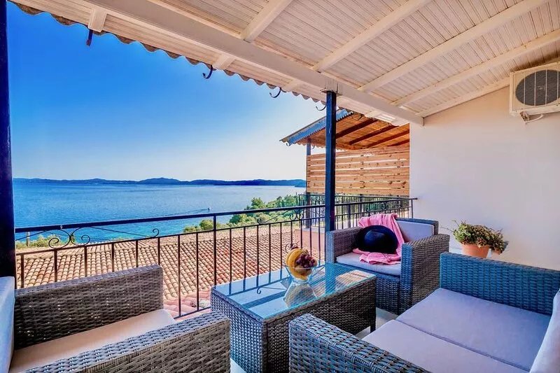 Nissaki Suite Kalypso for four people