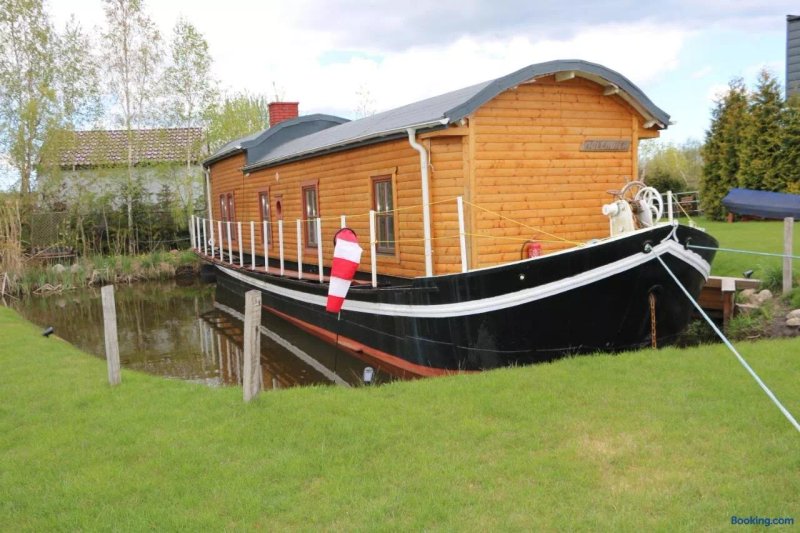 Dutch Hausboat Molendiep Built 1909