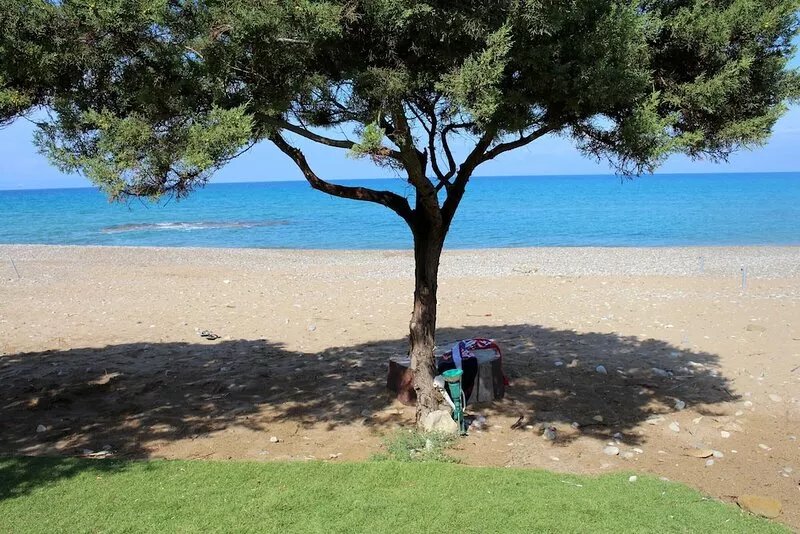 Calm and idyllic in the country, close to the beach - holiday house with wifi |