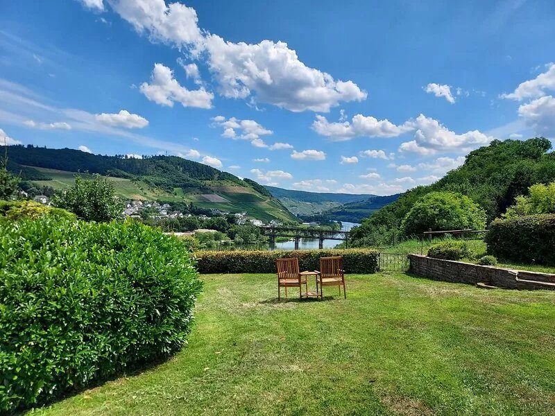 Vacation home Prinzenkopf Apartment 96 m² with a wonderful view of the Moselle