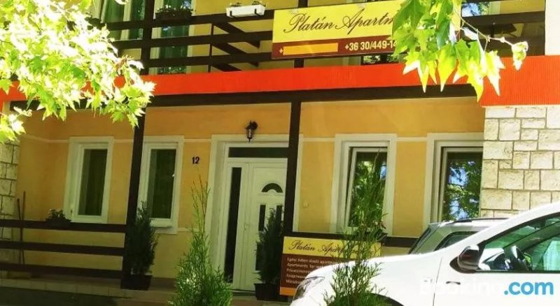 Platan Apartmanhaz