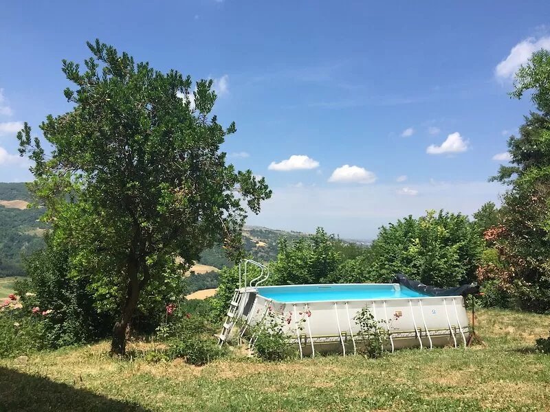 FANTASTIC RURAL FULL HOUSE WITH RELAX IN HILL WITH SWIMMING POOL AND SAUNA