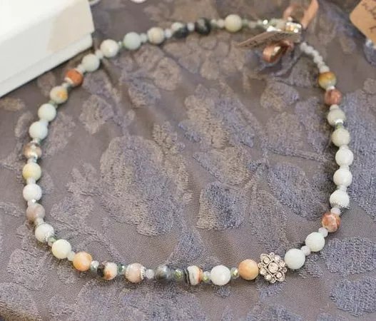 lucy art boutique