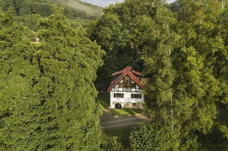 Exclusive chalet - 7000m² plot, sauna, fireplace in a village with 5 houses.