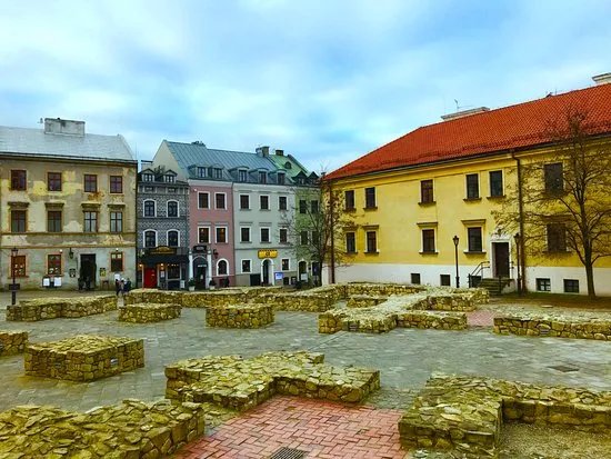 Plac Po Farze