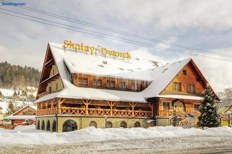 Skalny Dworek