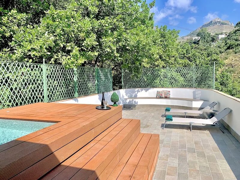Villa 180sqm Taormina Mare 12 beds