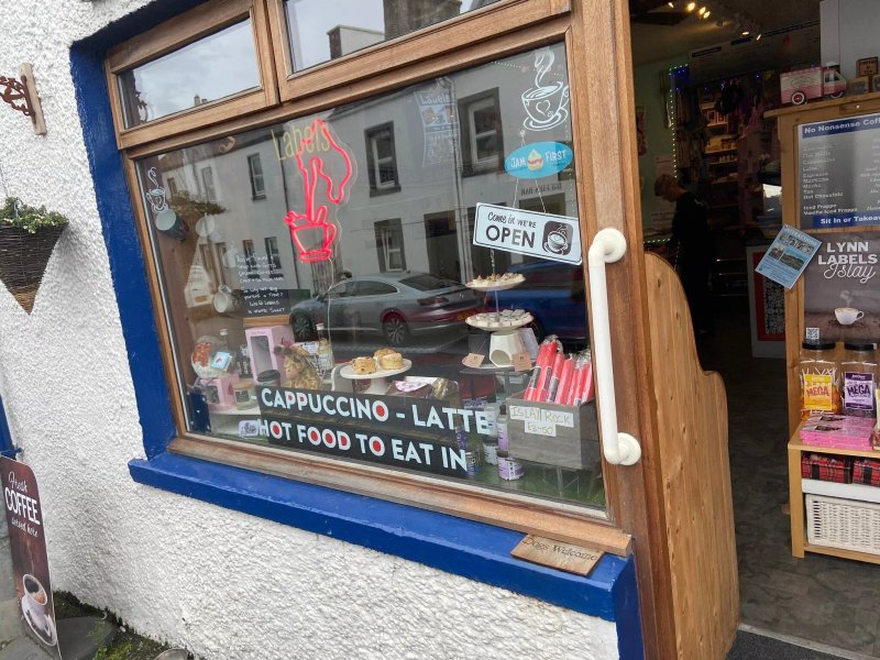 Labels coffee shop