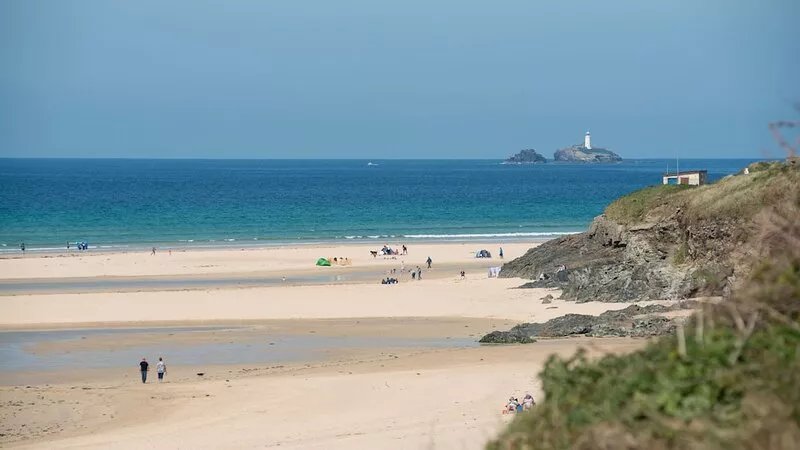 Hillcrest, Hayle - Four Bedroom House, Sleeps 8
