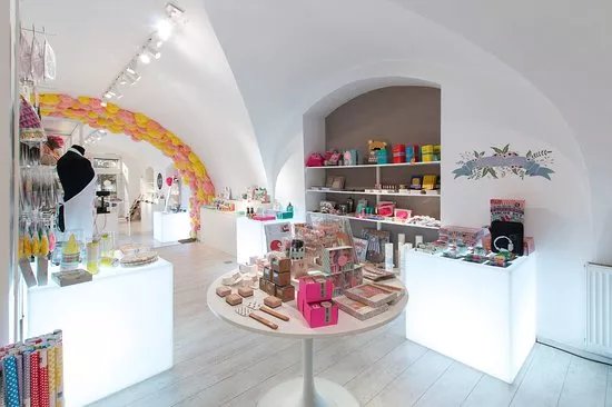 SMILE Concept Store