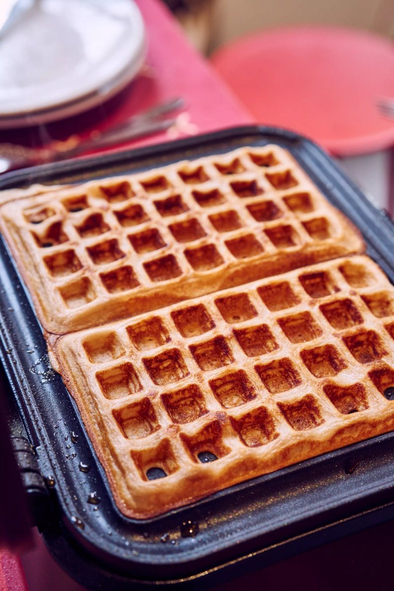 Waffles 'n Beer In Brussels Centre