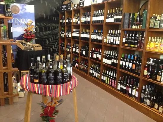 Perola Dos Vinhos Wine Shop