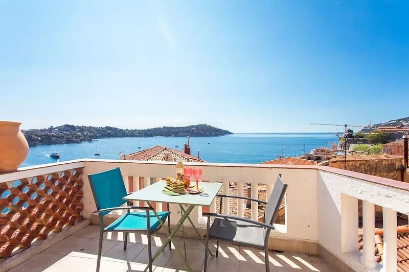 LE BELVEDERE AP1059 by RIVIERA HOLIDAY HOMES