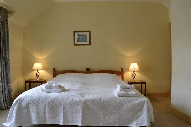 Cuil Lodge is a family 5 bedroomed house which has just been renovated.