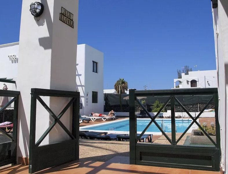 Fully equipped apartment with Wifi, Air Con and U.K. TV in Puerto Del Carmen