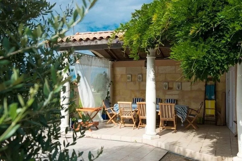 PROMO MAY JUNE - 19th century wine château in the heart of the vineyards