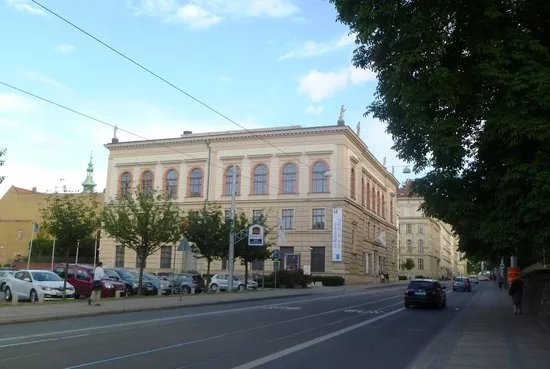 Umeleckoprumyslove Muzeum