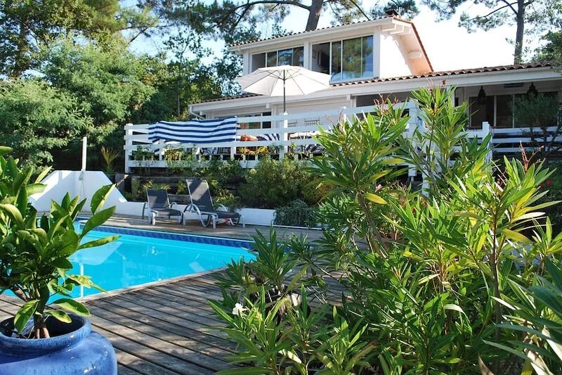 Pyla sur Mer Luxury villa 300 m from the beach. Sea view Heated pool Bicycles
