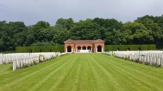 London Cemetery And Extension