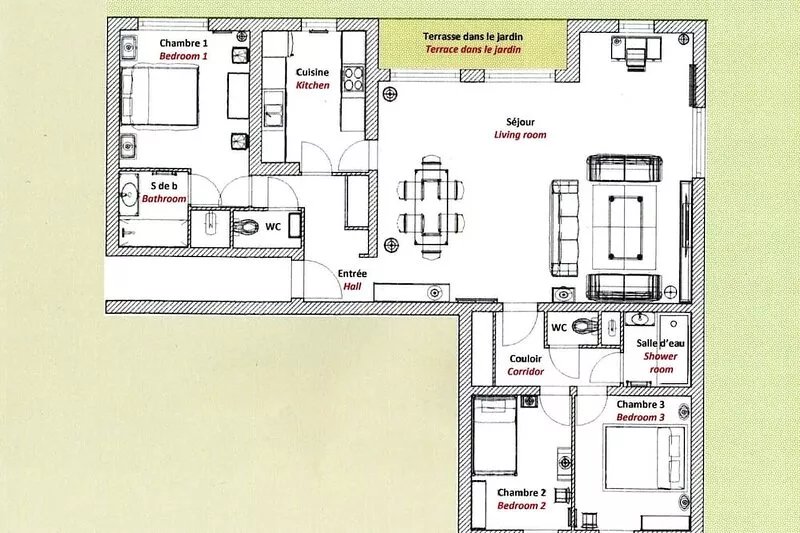 Beautiful apartment with private garden with swimming pool and tennis