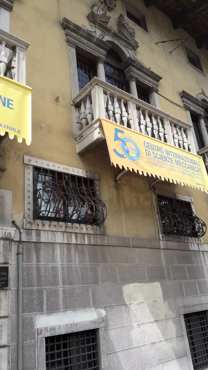 Universita degli Studi di Udine - Polo Economico-Giuridico